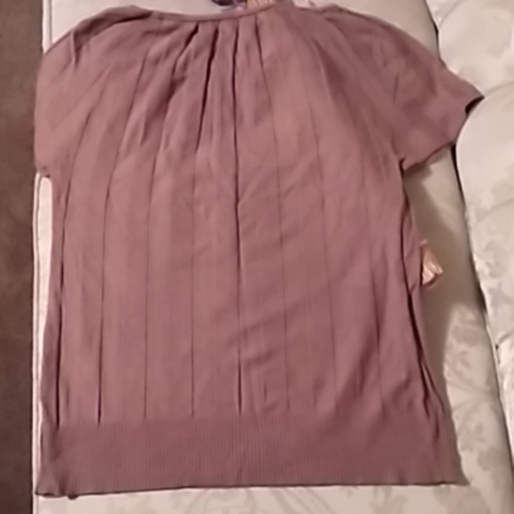 Sweater - Picture 3 of 4